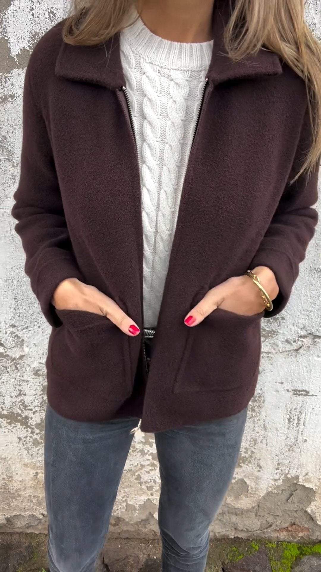 Jade™ - Veste Cardigan Élégante en Laine